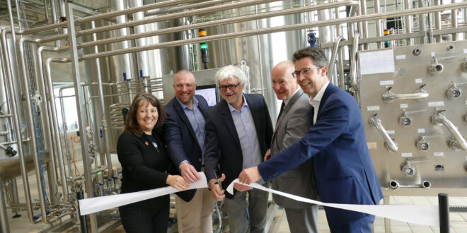 2025 / 01 VIDÉO ET 34 PHOTOS / INAUGURATION DE L’INSTALLATION PHOTOVOLTAÏQUE A LA BRASSERIE DE FRANCE DE BEAUNE…